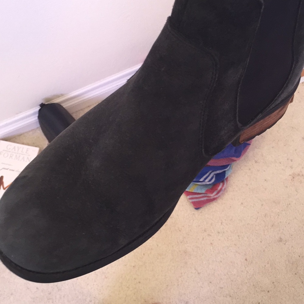 Waterproof uggs - Picture 3 of 4